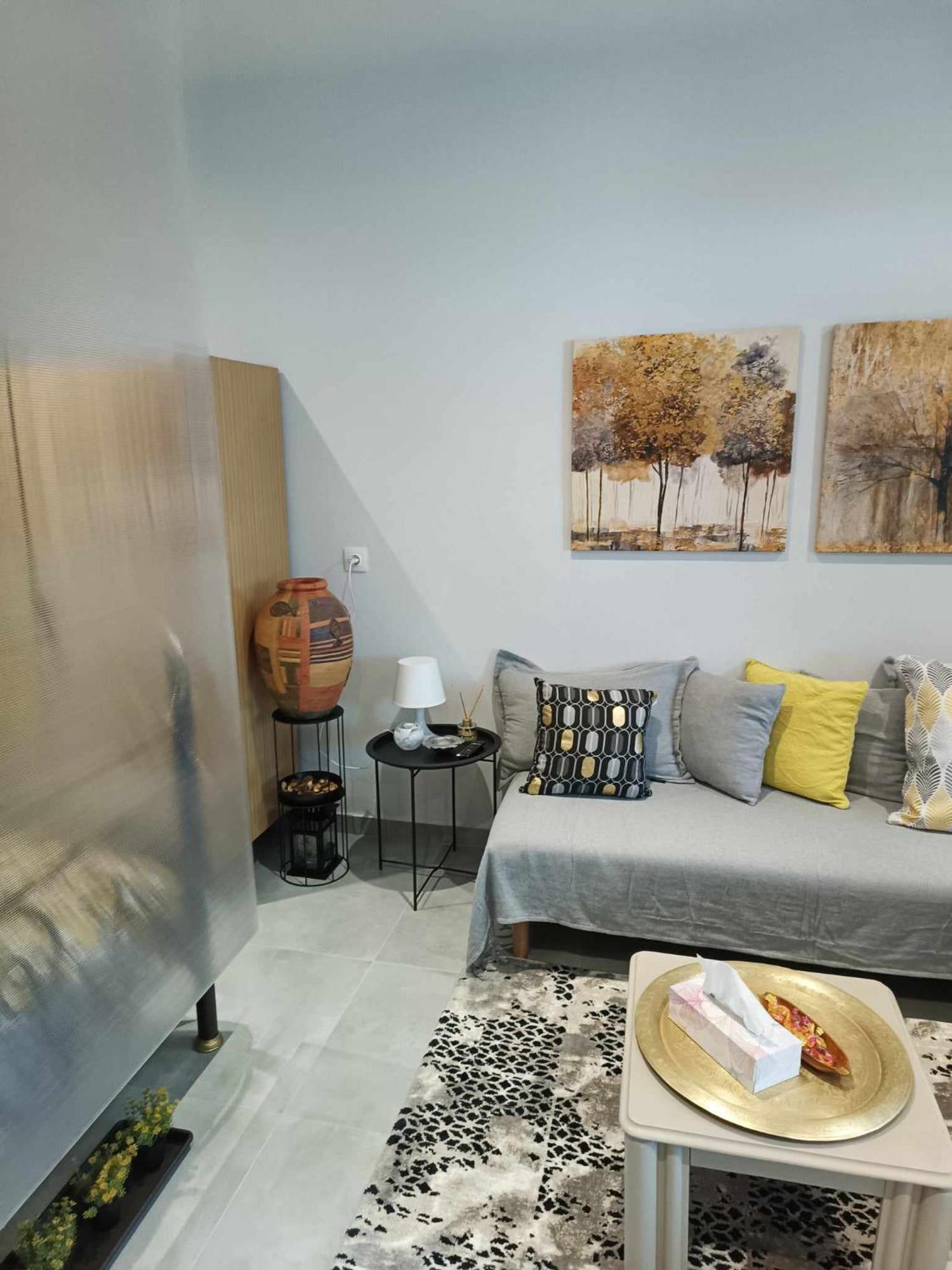 Polys Apartment And Paraskevi Studio With View Ptolemaida Luaran gambar