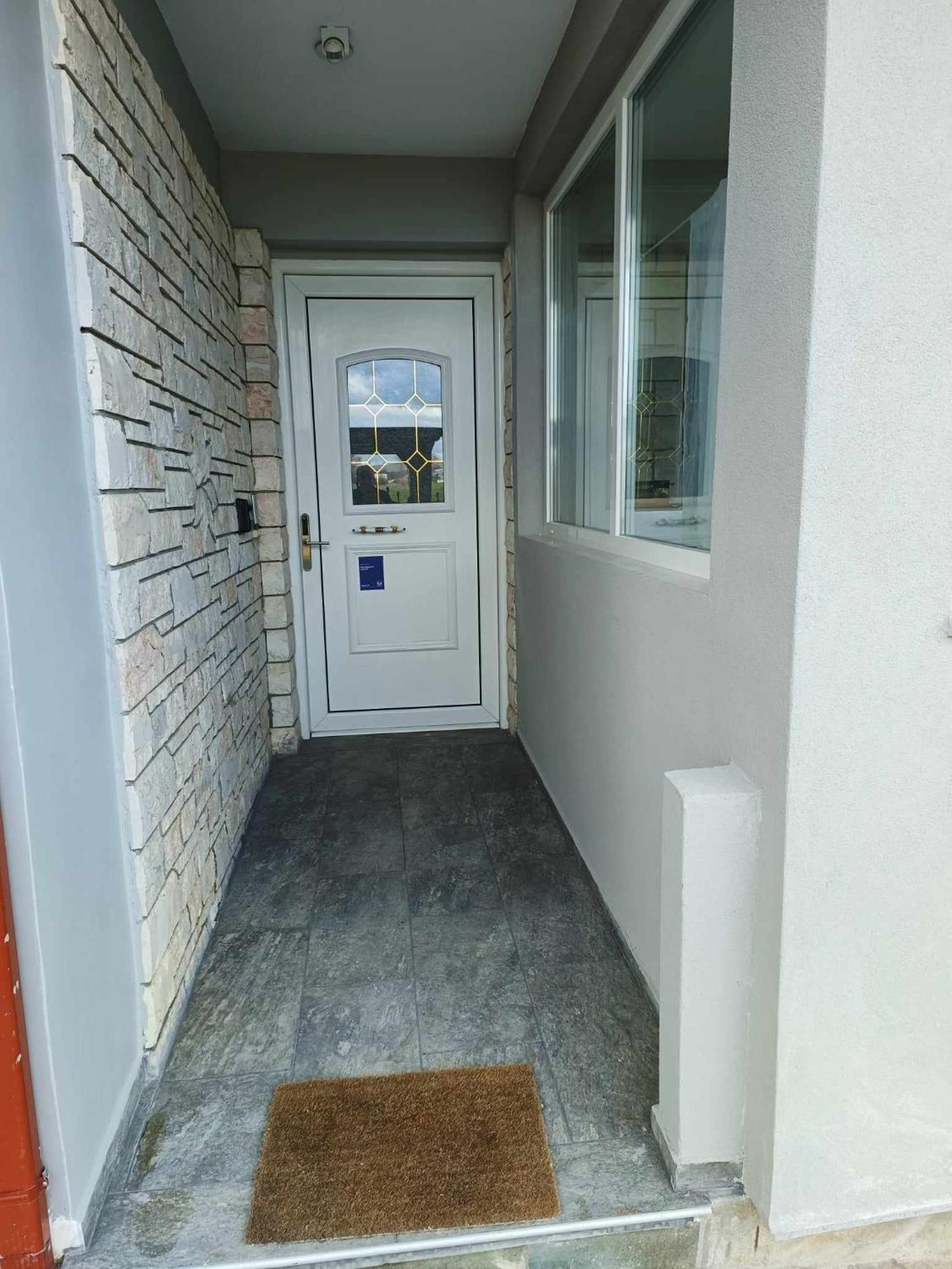 Polys Apartment And Paraskevi Studio With View Ptolemaida Luaran gambar